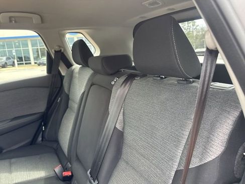 Used 2022 Nissan Rogue SV image 25