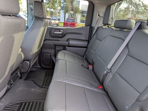 New 2026 GMC Sierra 1500 Pro w/ Graphite Edition image 16