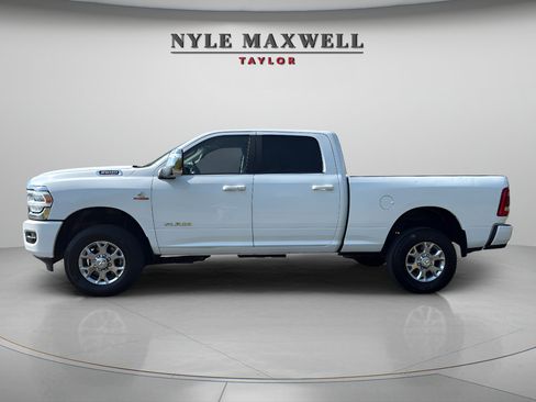 Used 2024 RAM 2500 Laramie AWD/4WD image 10