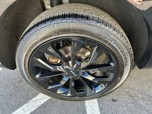 Used 2023 Kia Sorento SX AWD/4WD image 9