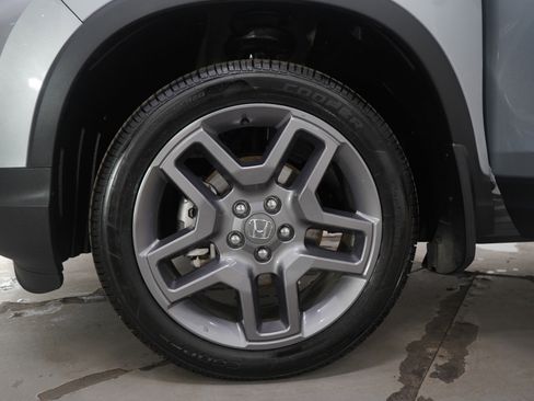 Used 2023 Honda Passport EX-L image 31