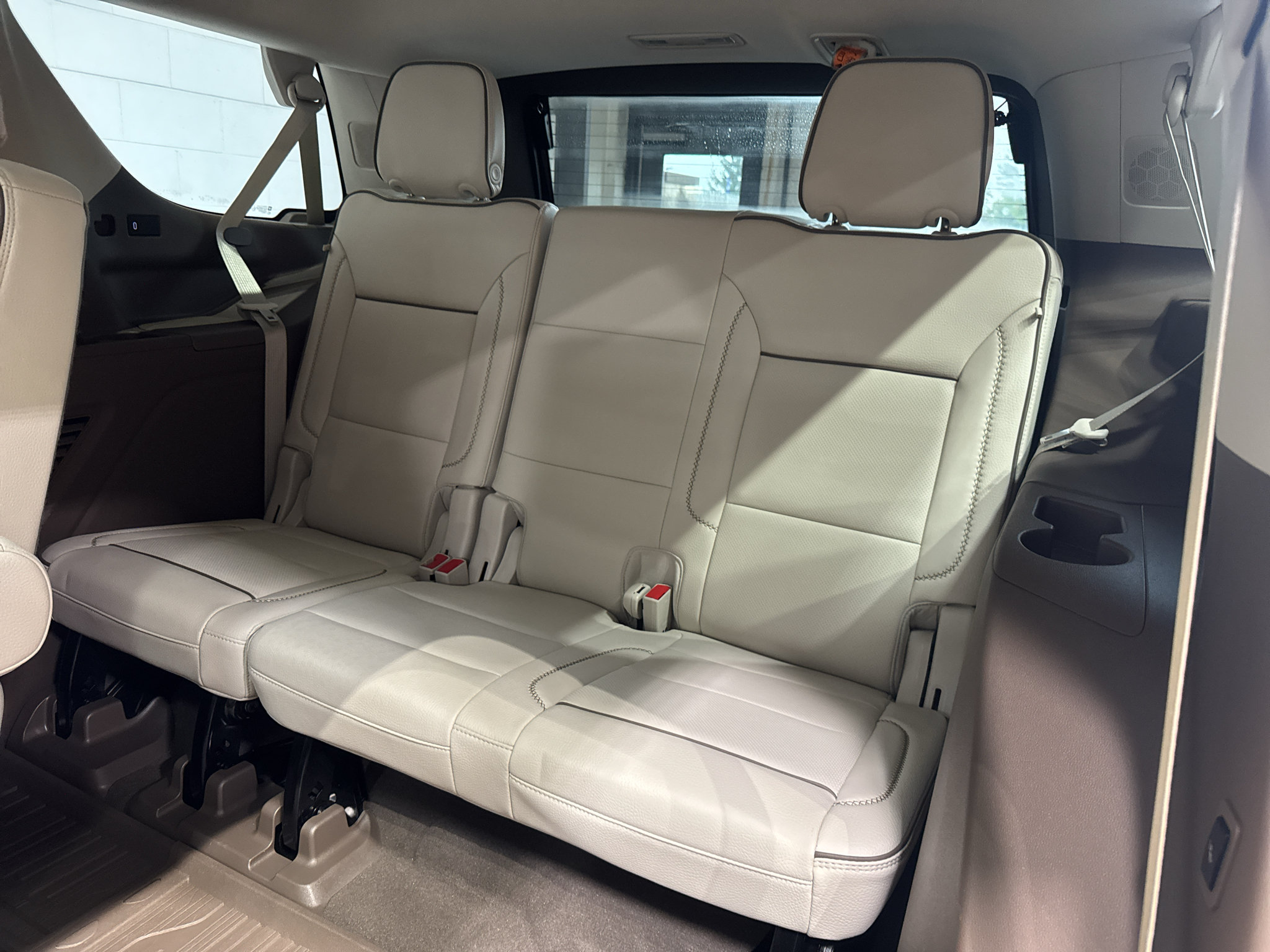 Used 2022 GMC Yukon Denali AWD/4WD image 14