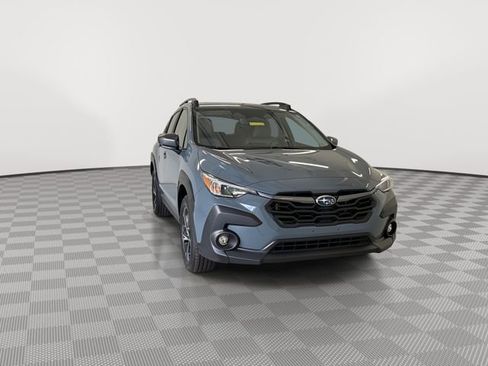 Used 2024 Subaru Crosstrek 2.0i Premium AWD/4WD image 2