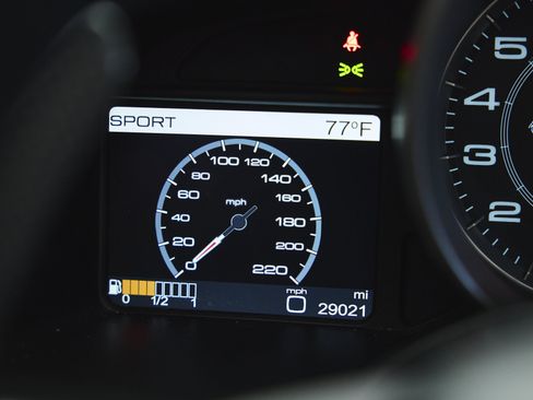 Used 2013 Ferrari 458 Spider RWD image 20