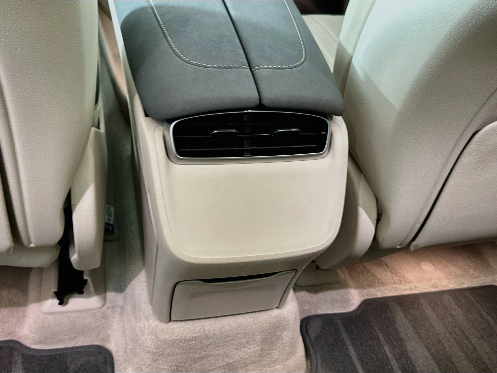 Certified 2023 Mercedes-Benz EQS 450+ SUV image 28