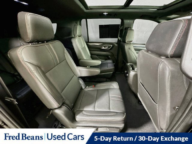 Used 2023 Chevrolet Suburban RST w/ Luxury Package AWD/4WD image 36