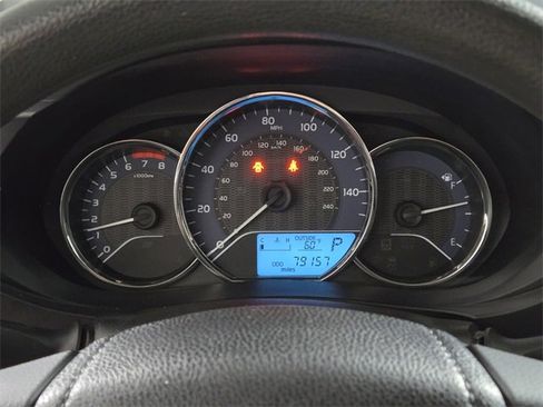 Used 2015 Toyota Corolla LE image 33