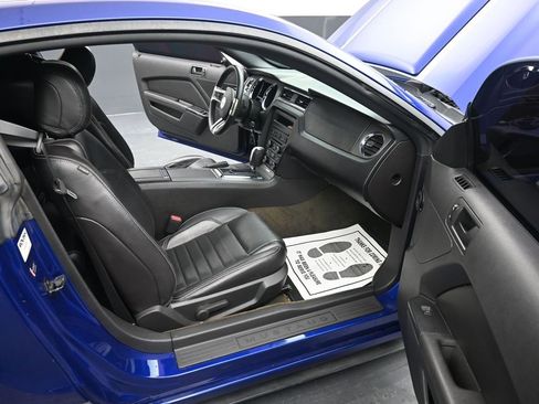 Used 2014 Ford Mustang V6 w/ Equipment Group 102A image 22