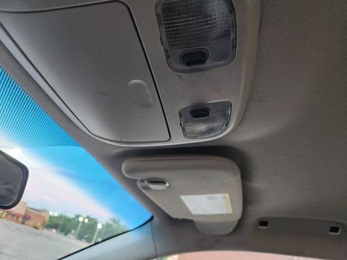 Used 2010 Ford Fusion SE FWD image 25