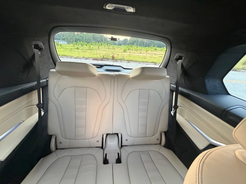 Used 2021 BMW X7 xDrive40i w/ Premium Package AWD/4WD image 36