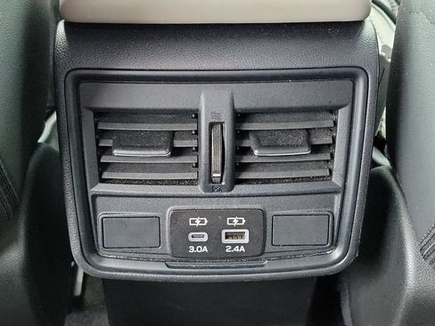 Certified 2025 Subaru Forester Premium AWD/4WD image 12