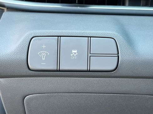 Used 2025 Hyundai Elantra Sport FWD image 10