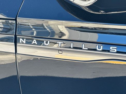 New 2026 Lincoln Nautilus Reserve w/ Jet Appearance Package image 26