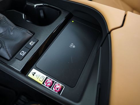 Used 2023 Lexus ES 300h Ultra Luxury image 21