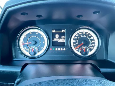 Used 2024 RAM 1500 Classic SLT image 15