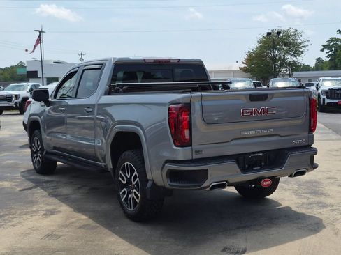 Used 2024 GMC Sierra 1500 AT4 w/ Technology Package AWD/4WD image 7