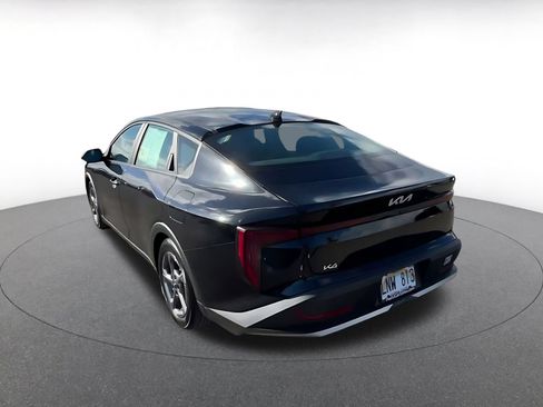 Used 2025 Kia K4 FWD image 12