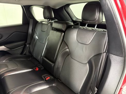 Used 2021 Jeep Cherokee Latitude Lux image 20