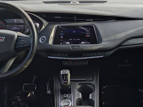 Used 2019 Cadillac XT4 Sport w/ Cold Weather Package image 17