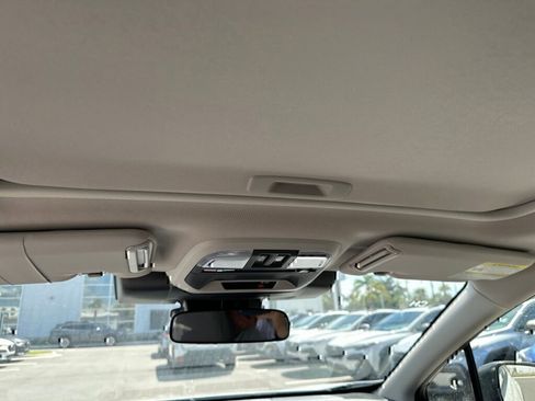 New 2025 Subaru Crosstrek 2.0i Premium image 7