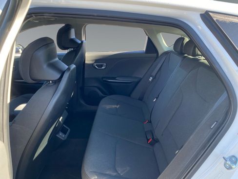 Used 2025 Kia K4 FWD image 13