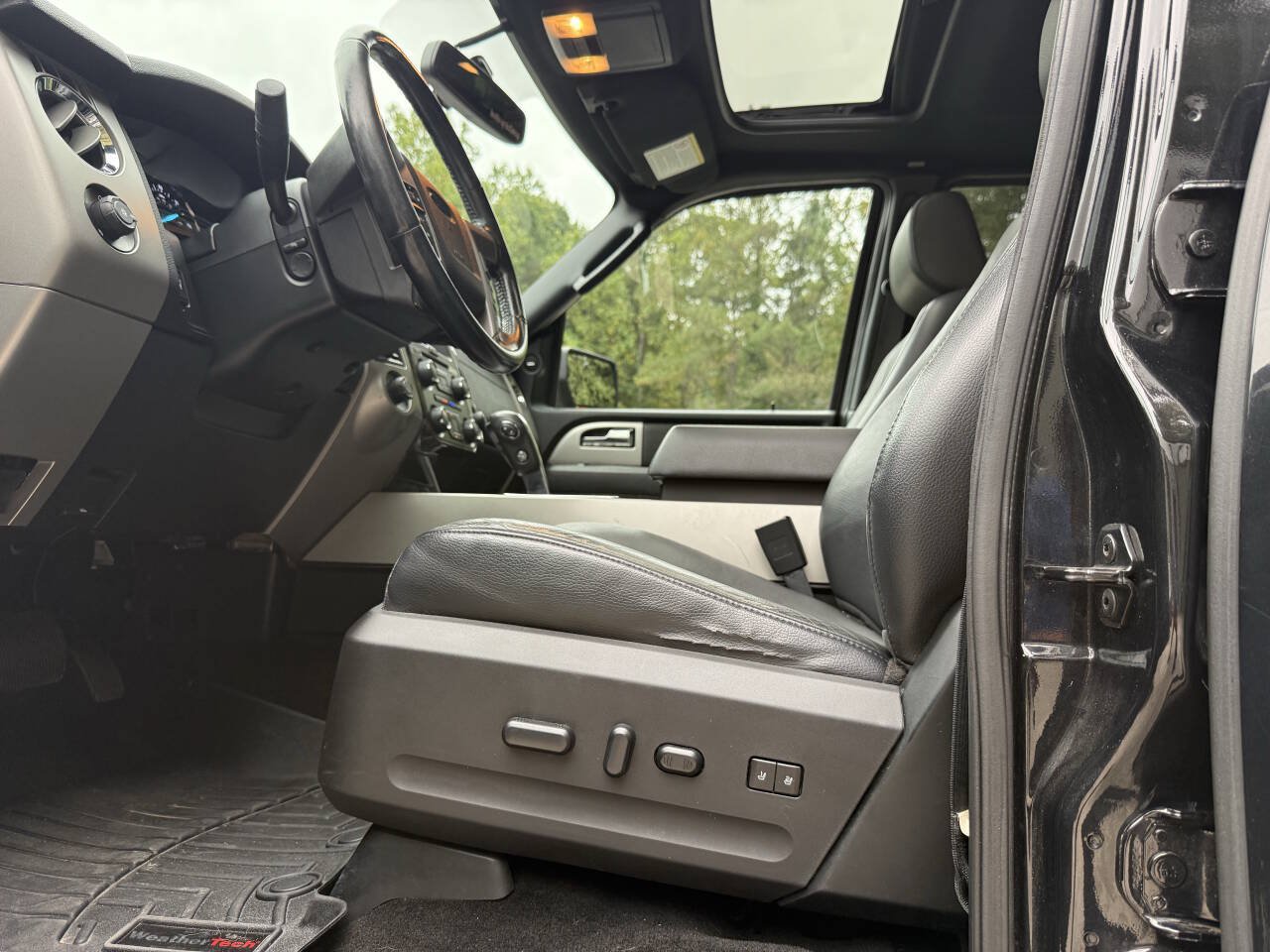 Used 2015 Ford Expedition EL Limited w/ Equipment Group 301A AWD/4WD image 37