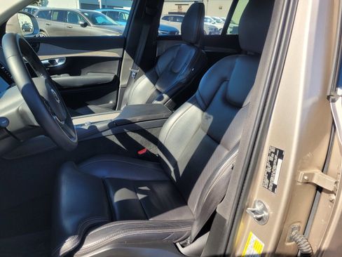 Used 2023 Volvo XC90 T8 Ultimate w/ Protection Package Premier image 9