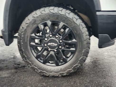 Used 2025 Chevrolet Silverado 2500 LT w/ Trail Boss Package image 6