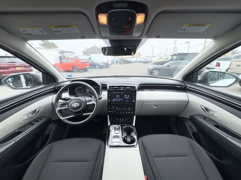 Used 2022 Hyundai Tucson SEL image 11
