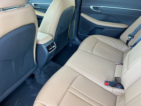 New 2025 Hyundai Sonata Limited image 10