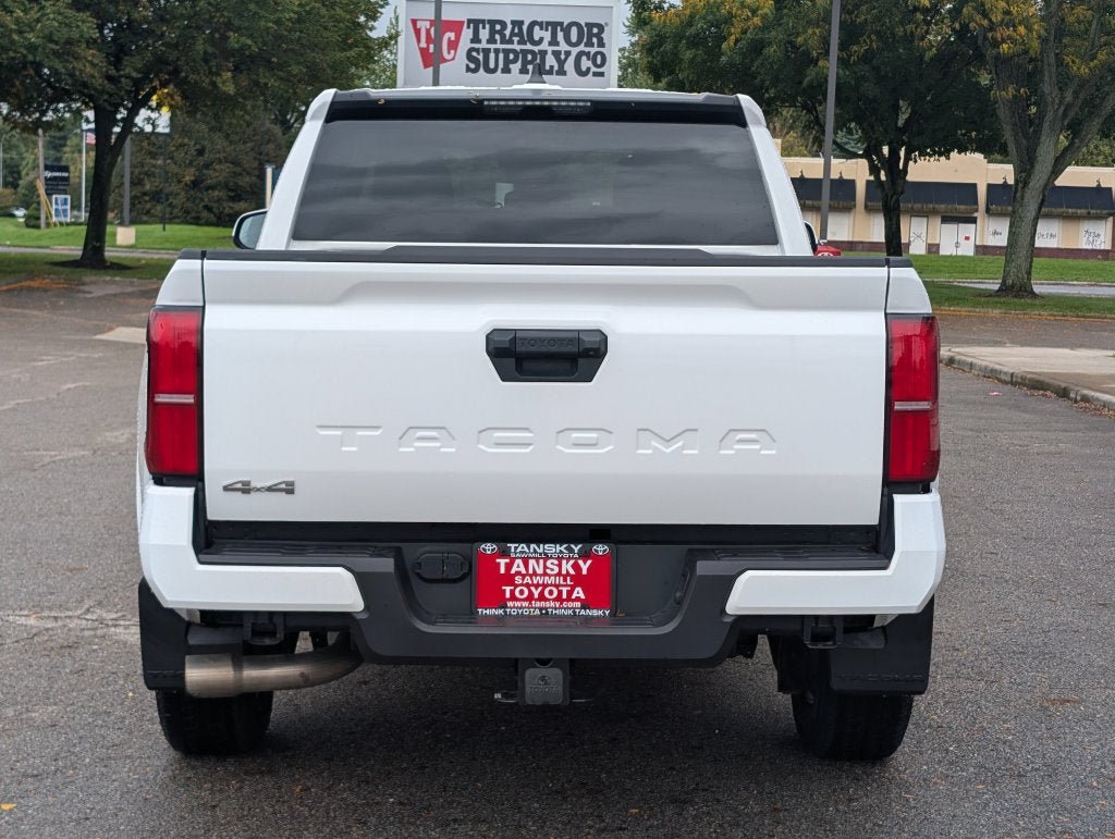 Certified 2025 Toyota Tacoma SR5 AWD/4WD image 6