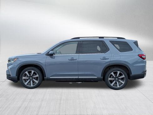 Used 2025 Honda Pilot Elite image 4