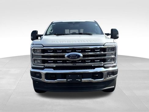Used 2024 Ford F250 Lariat w/ Lariat Ultimate Package AWD/4WD image 2