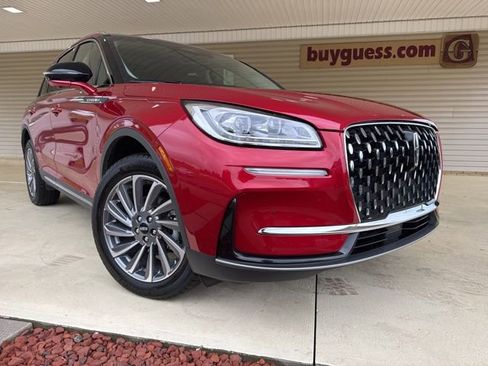 Used 2023 Lincoln Corsair Reserve w/ Equipment Group 201A AWD/4WD image 2