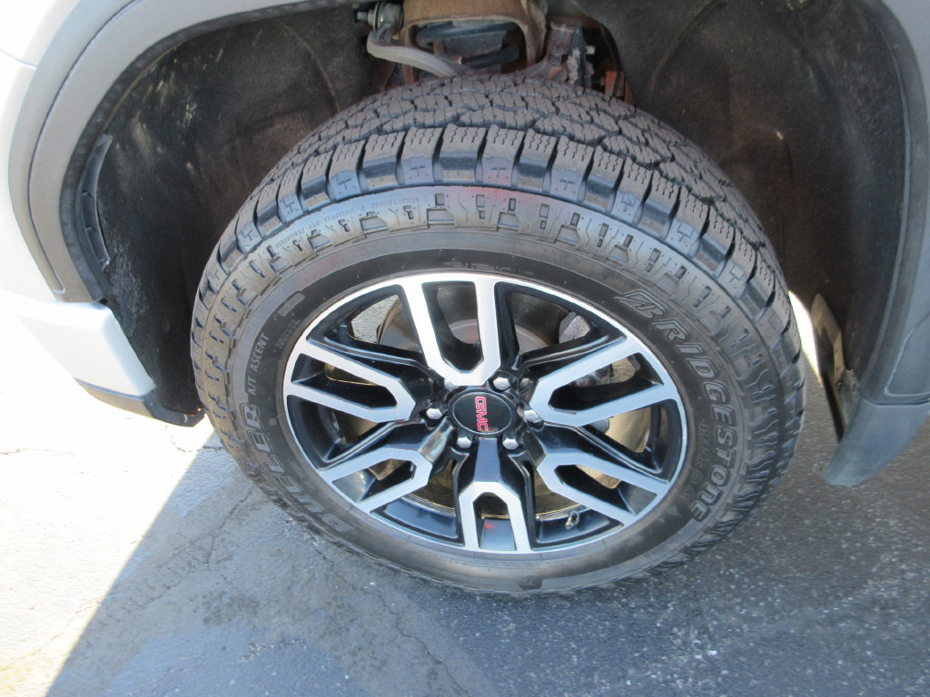 Used 2022 GMC Sierra 1500 AT4 w/ AT4 Premium Package AWD/4WD image 14