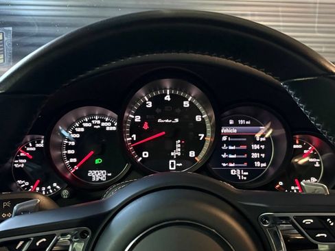 Used 2017 Porsche 911 Turbo AWD/4WD image 22