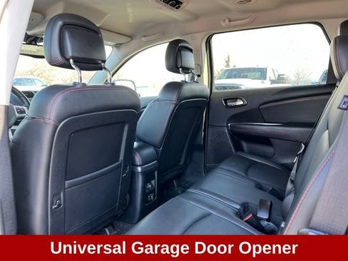 Used 2017 Dodge Journey GT w/ Driver Convenience Group image 4