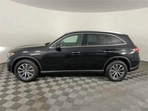 Certified 2026 Mercedes-Benz GLC 300 GLC 300 image 2