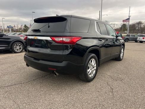 Used 2020 Chevrolet Traverse LS w/ LPO, Floor Liner Package image 4