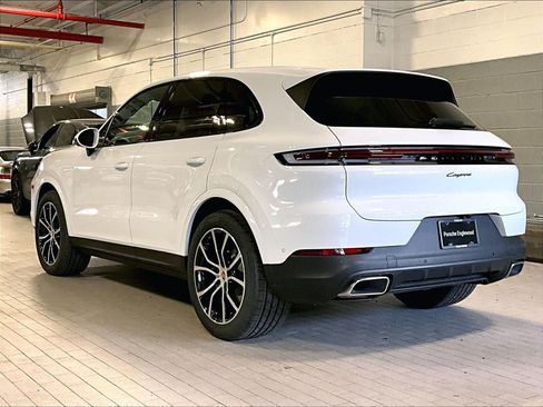 New 2026 Porsche Cayenne AWD/4WD image 3