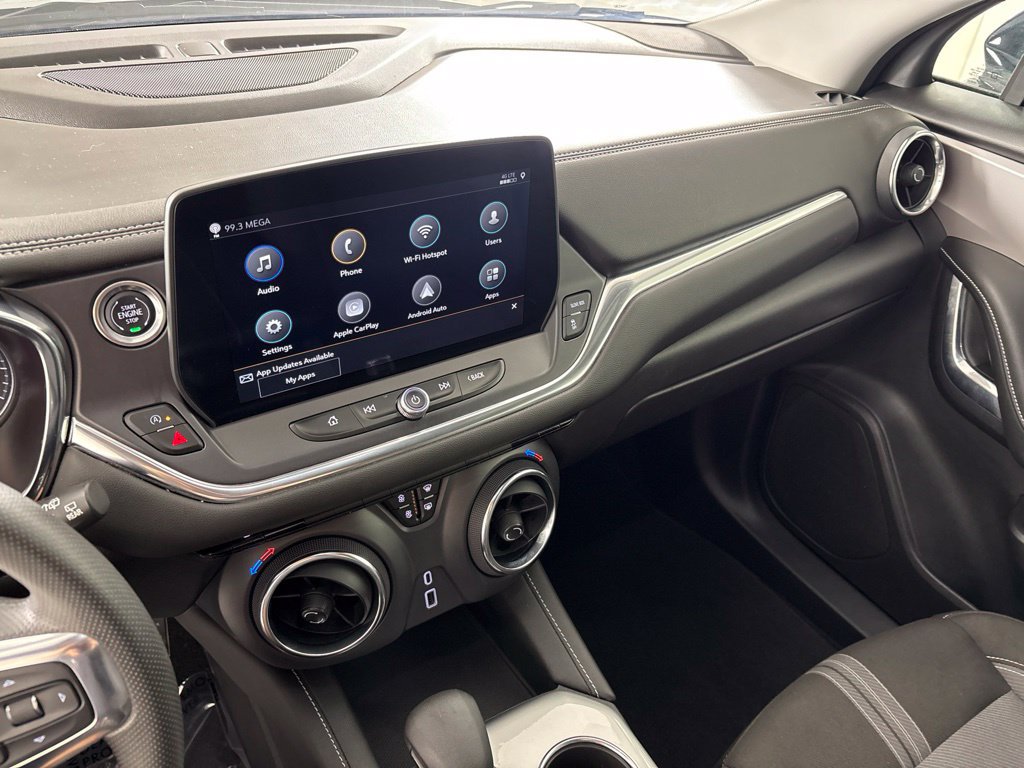 Used 2025 Chevrolet Blazer LT FWD image 30