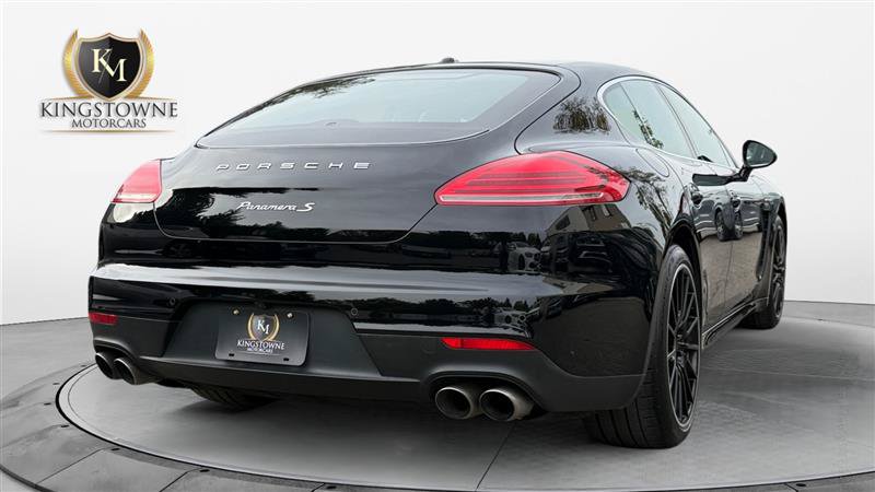 Used 2016 Porsche Panamera S RWD image 5