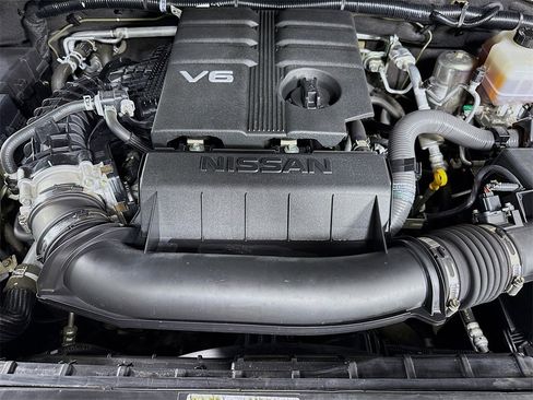 Used 2022 Nissan Frontier PRO-4X w/ Pro-4X Premium Package image 36