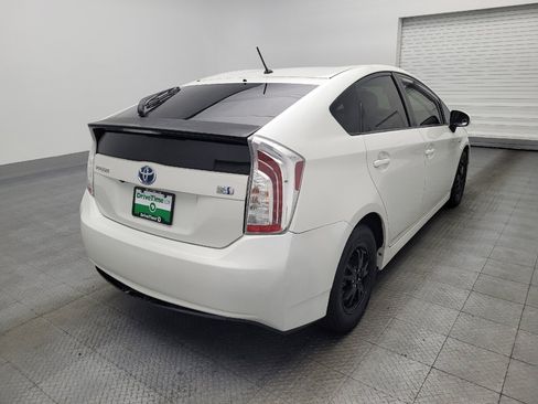 Used 2015 Toyota Prius Four image 9