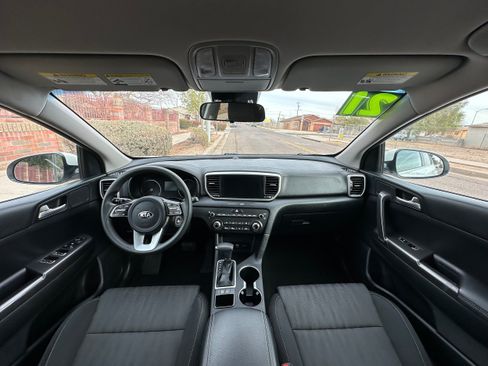 Used 2021 Kia Sportage LX FWD image 13