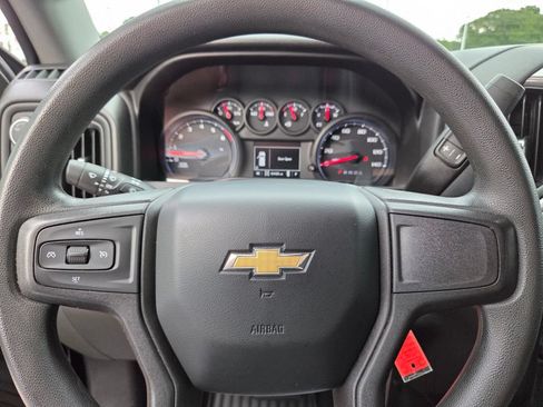 Used 2020 Chevrolet Silverado 1500 Custom w/ Custom Value Package AWD/4WD image 22