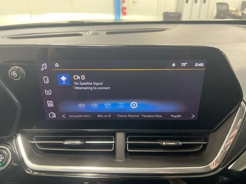 Used 2024 Chevrolet Trax RS w/ Driver Confidence Package FWD image 14