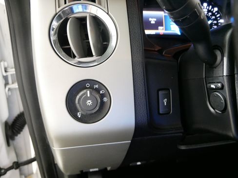 Used 2015 Ford Expedition King Ranch AWD/4WD image 26