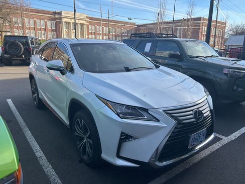 Used 2017 Lexus RX 350 AWD image 3