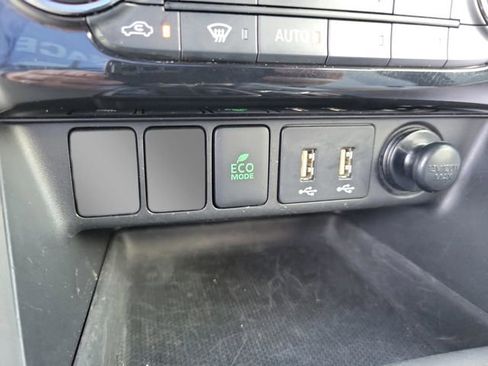 Used 2024 Mitsubishi Eclipse Cross SEL AWD/4WD image 25